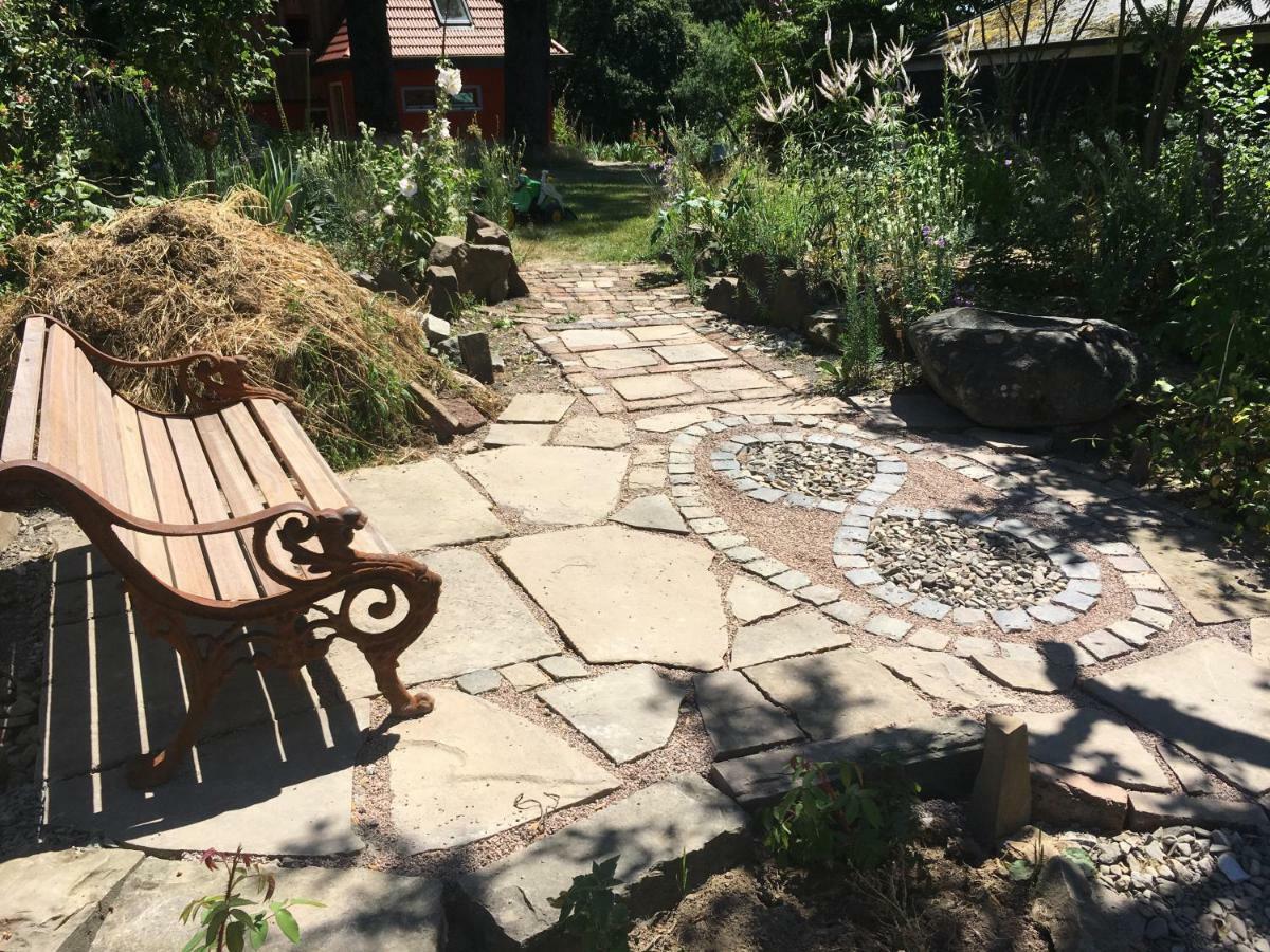 Kleine Villa Im Wilden Garten Гуммерсбах Экстерьер фото